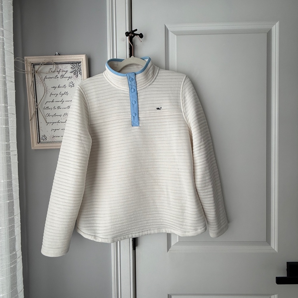 Vineyard Vines Cream Sweater with Blue Details